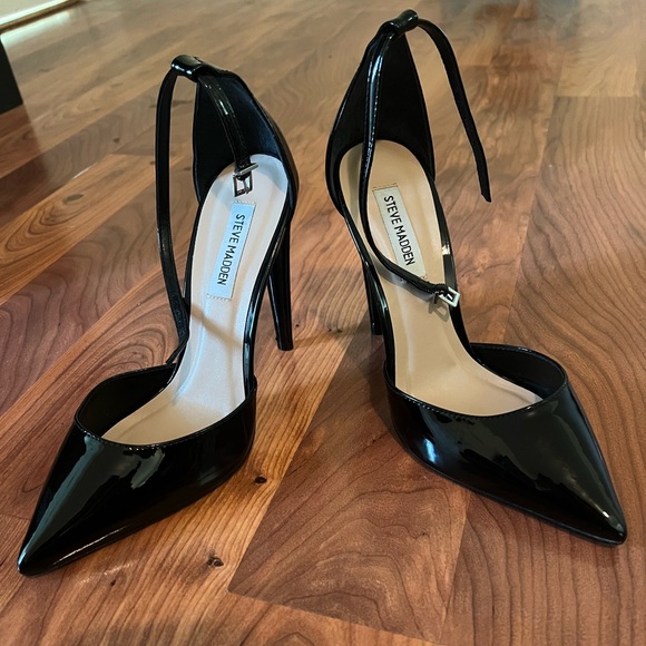 NWOT Steve Madden Alisha Pump - Picture 2 of 7